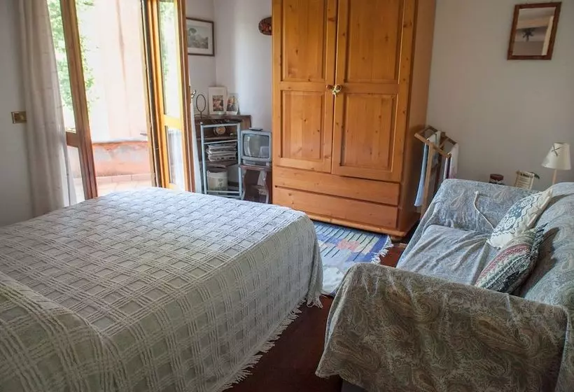 Aamiaismajoitus (B&B) Villa Il Noce