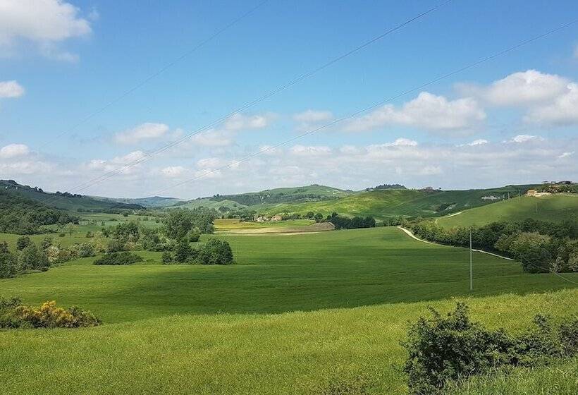 בית מלון כפרי Agriturismo Il Poderino