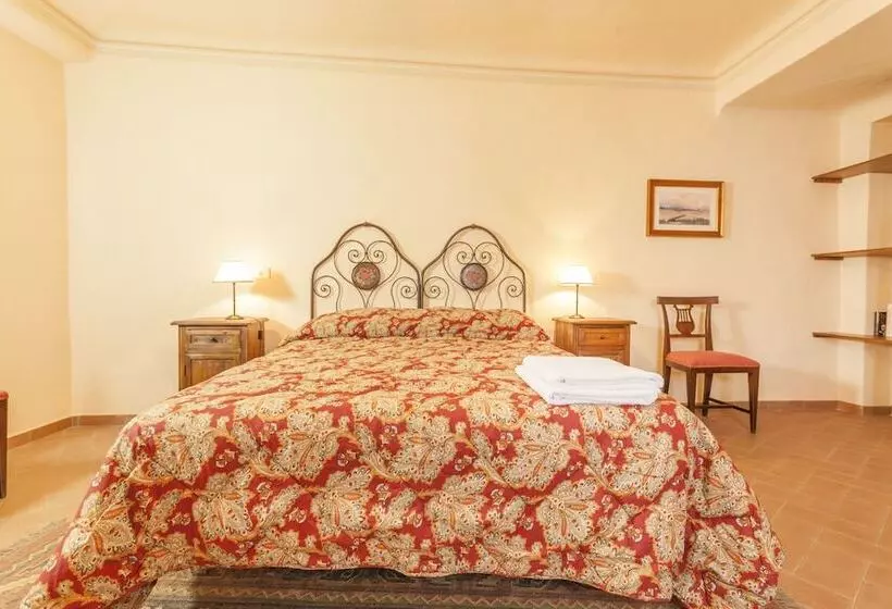 Maaseutuhotelli Borgo La Grancia