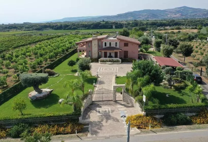 Aamiaismajoitus (B&B) Prima Luce