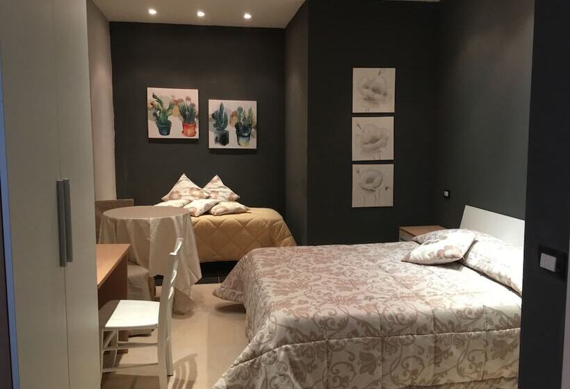 Хостел Sax Palazzo Sarro