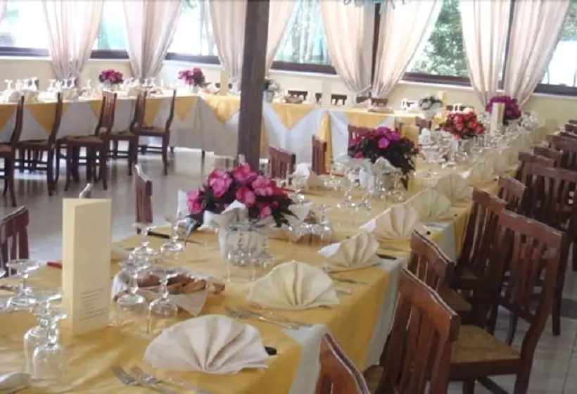 田舎風ホテル Agriturismo Terra Dei Profumi