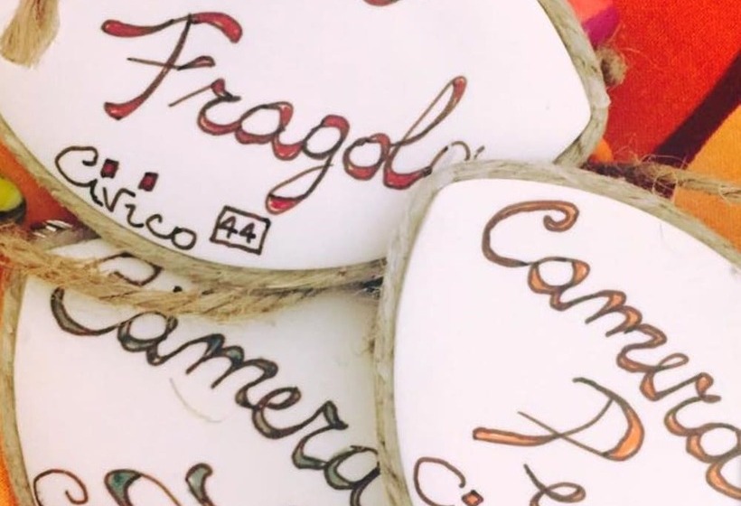 تختخواب و صبحانه Civico 44