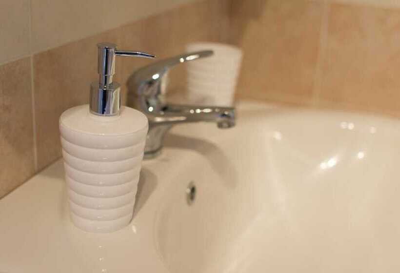 تختخواب و صبحانه Civico 44