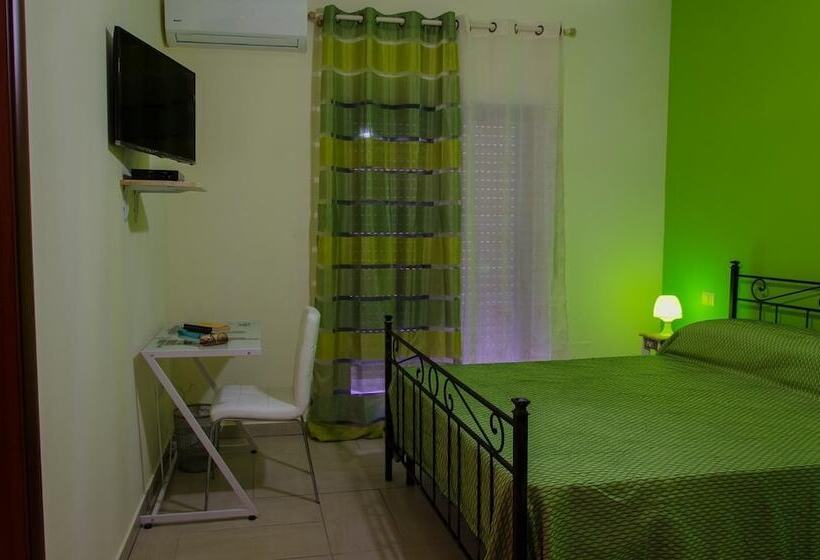 تختخواب و صبحانه Civico 44