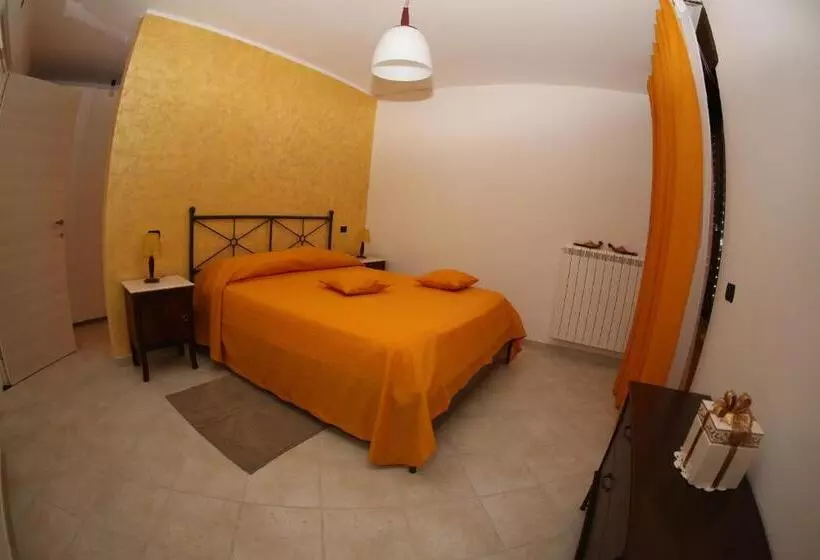 ベッドアンドブレックファースト Cusanarella Mia