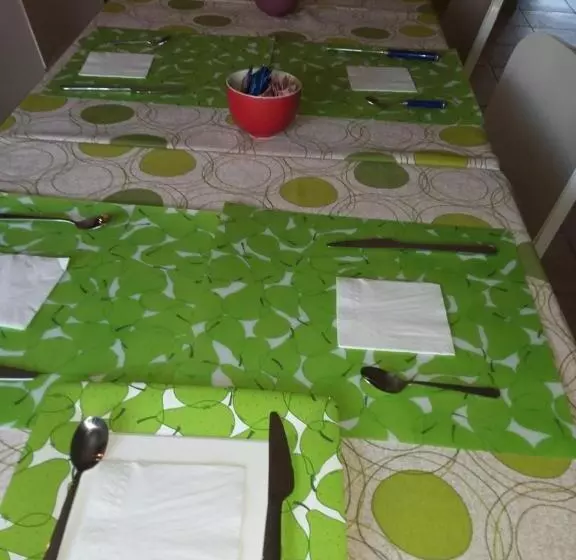 ベッドアンドブレックファースト Cusanarella Mia