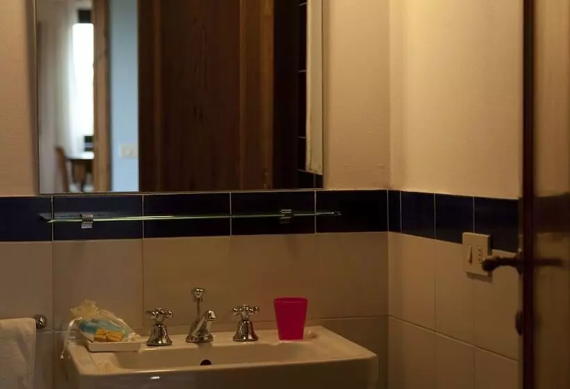 Maaseutuhotelli Agriturismo La Colombaia