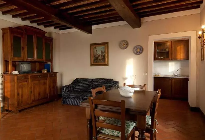 Maaseutuhotelli Agriturismo La Colombaia