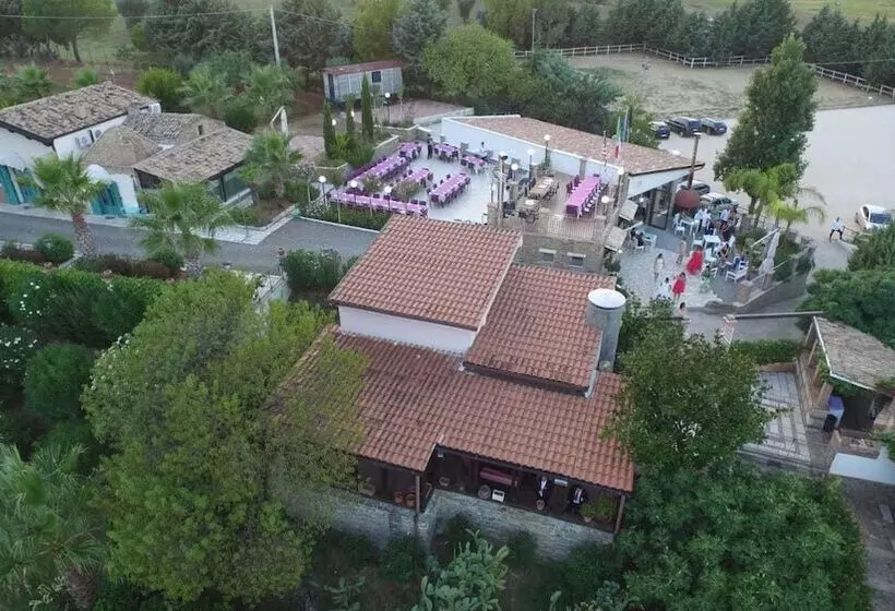 Maaseutuhotelli Agriturismo Terranova