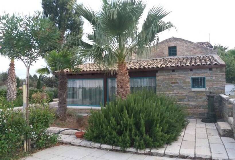 בית מלון כפרי Agriturismo Terranova