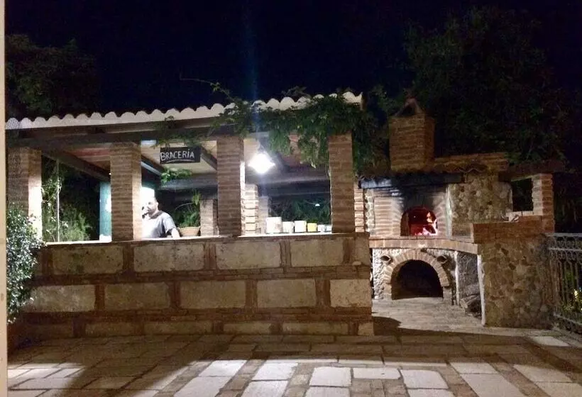 Maaseutuhotelli Agriturismo Terranova