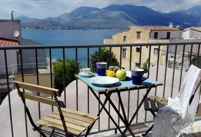Santa Lucia B&b