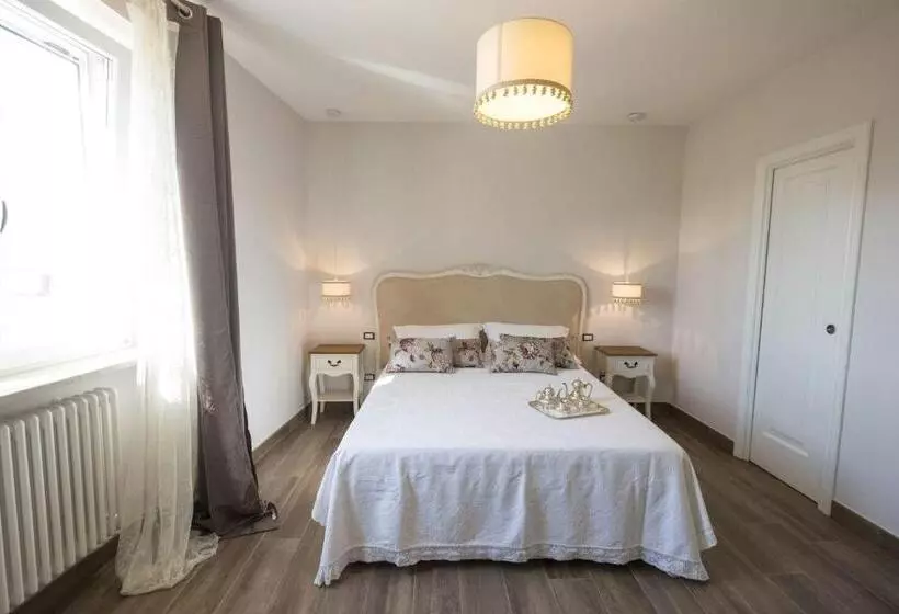 Santa Lucia B&b
