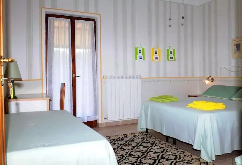 Aamiaismajoitus (B&B) La Casa Del Sole