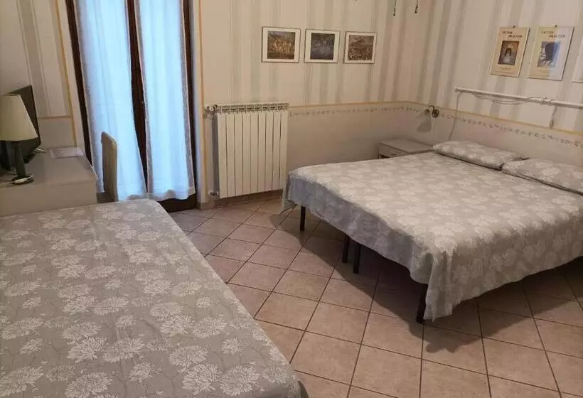 Aamiaismajoitus (B&B) La Casa Del Sole