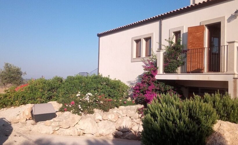 בית מלון כפרי Olivandro