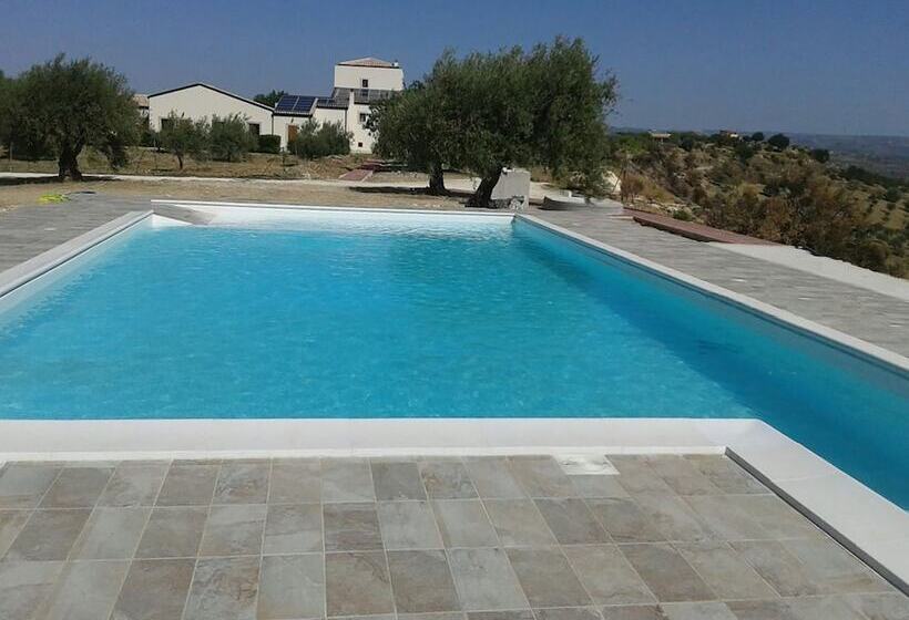 בית מלון כפרי Olivandro