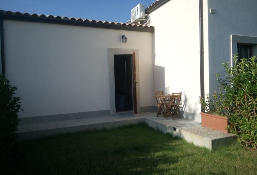 בית מלון כפרי Olivandro