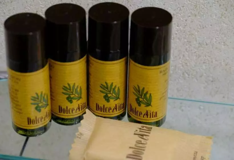 ホテル Albergo Torre Di Codana