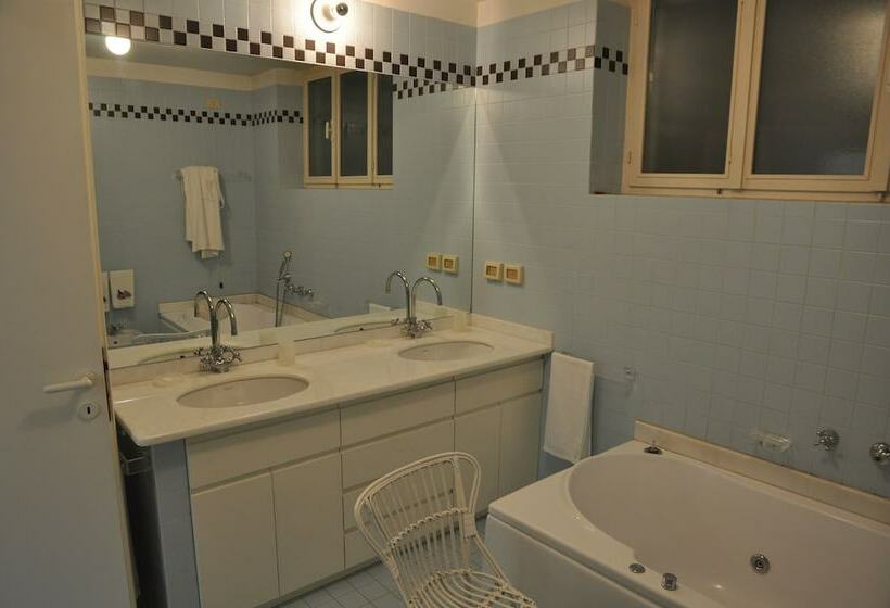 בית מלון כפרי Agriturismo Fontanalba