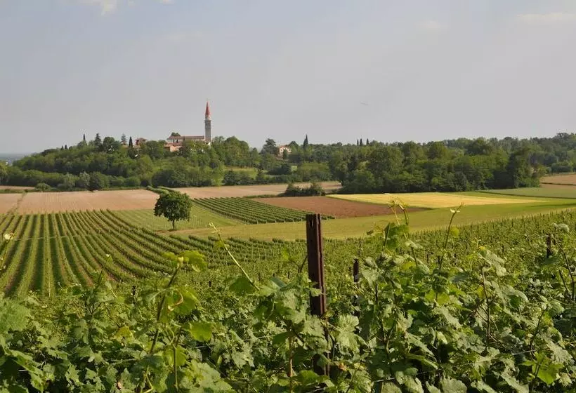 Maaseutuhotelli Agriturismo Fontanalba