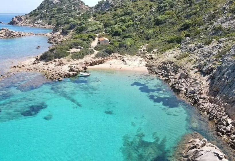 اقامتگاه I Giardini Di Porto Ottiolu