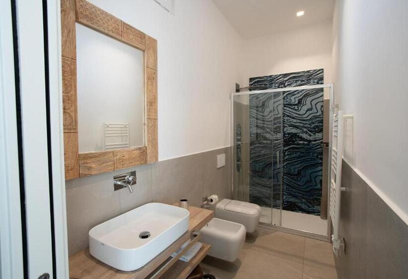 تختخواب و صبحانه La Chiaja Art&relais