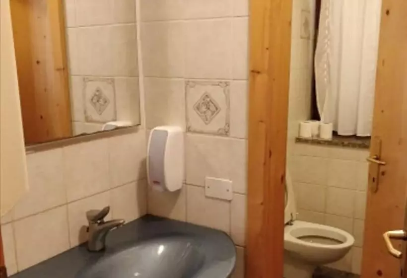 ホテル Albergo Nido Verde