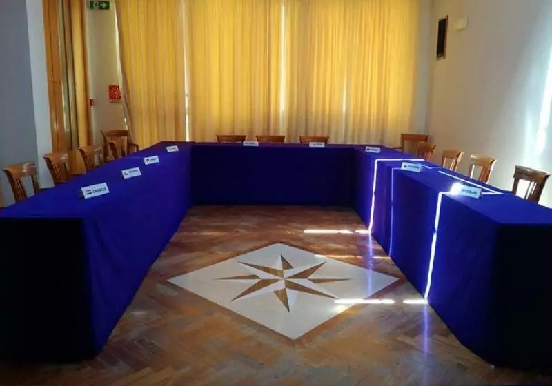 ホテル Albergo Savoia Palace