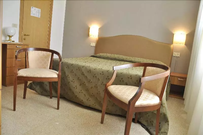 ホテル Albergo Savoia Palace