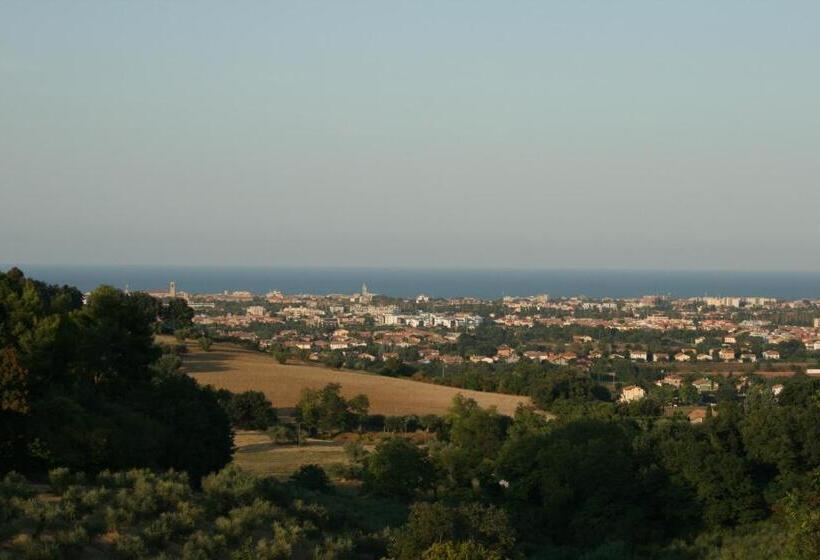 בית מלון כפרי Agriturismo Monte Giove