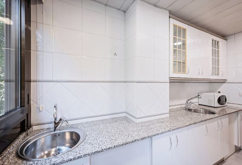 Aparthotel Napols   Abapart