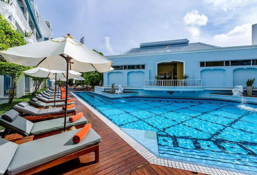 Hotel Andaman Seaview, Karon Beach   Sha Plus