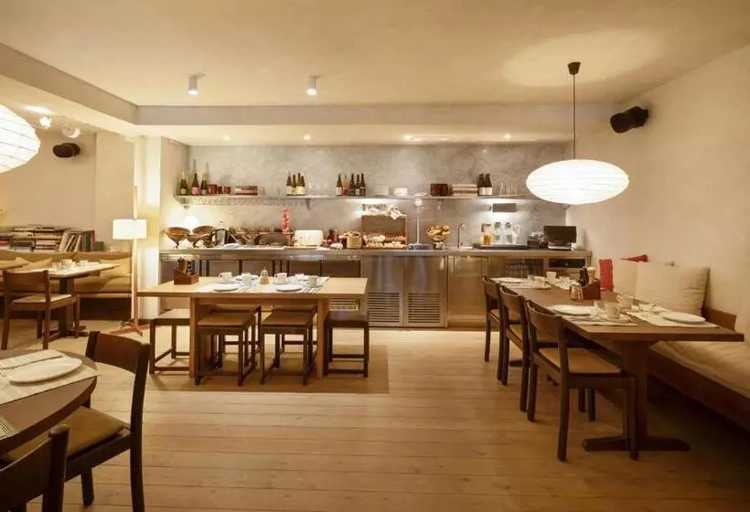 Отель Casa Teva Barcelona