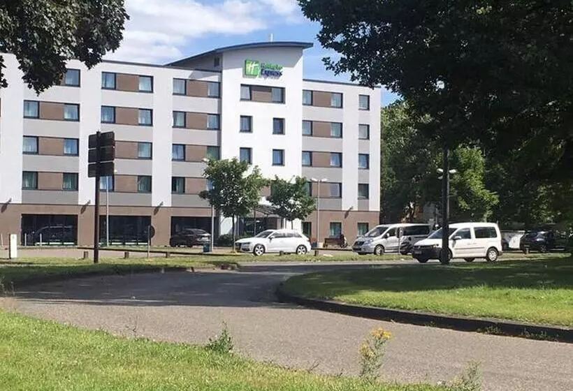 호텔 Holiday Inn Express Cologne Muelheim, An Ihg