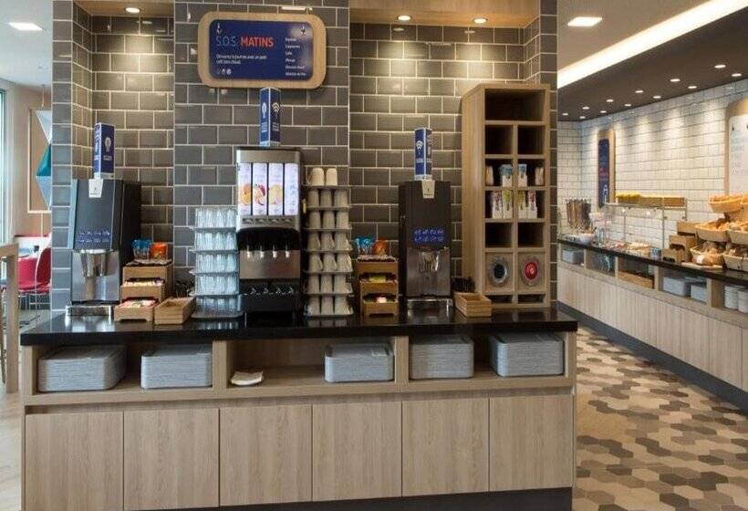 هتل Holiday Inn Express Geneva Airport, An Ihg