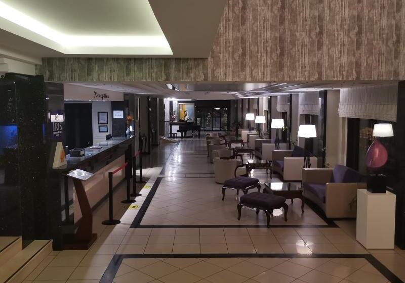 Iris Hotel & Spa