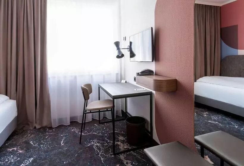 Отель Mercure Mainz City Center