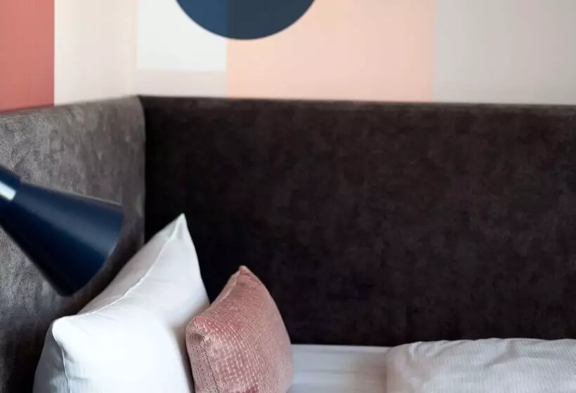 Отель Mercure Mainz City Center