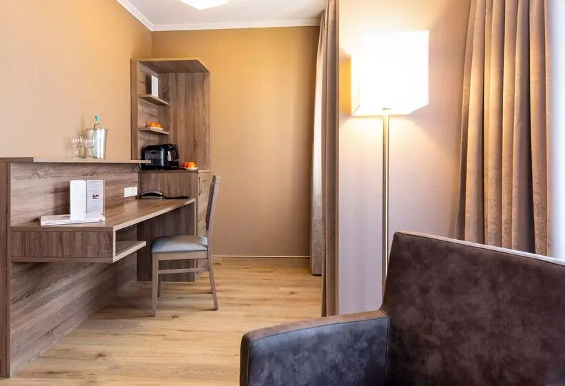 Отель Mercure Mainz City Center