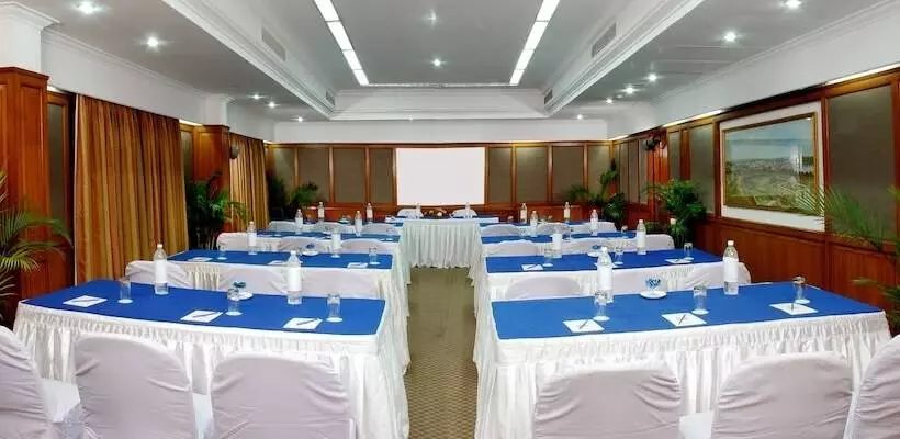 فندق Noor Us Sabah Palace