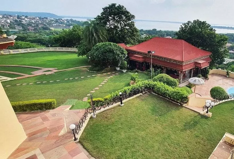 فندق Noor Us Sabah Palace