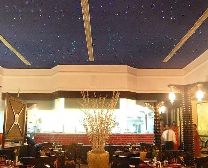 فندق Noor Us Sabah Palace