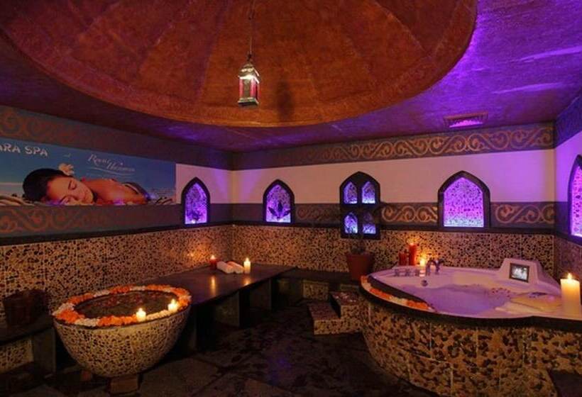 בית מלון כפרי Noor Us Sabah Palace