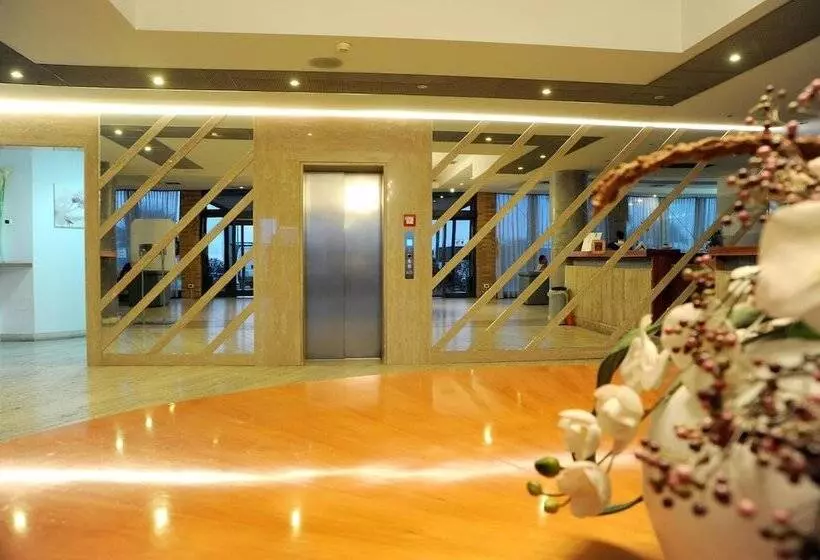 בית מלון כפרי Palace Inn Rome Fiano