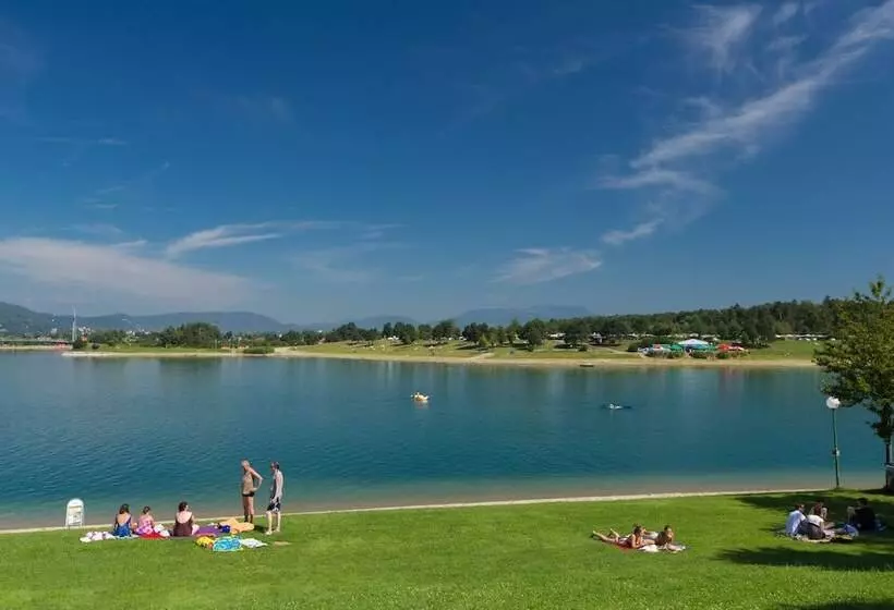 בית מלון כפרי Ramada Graz