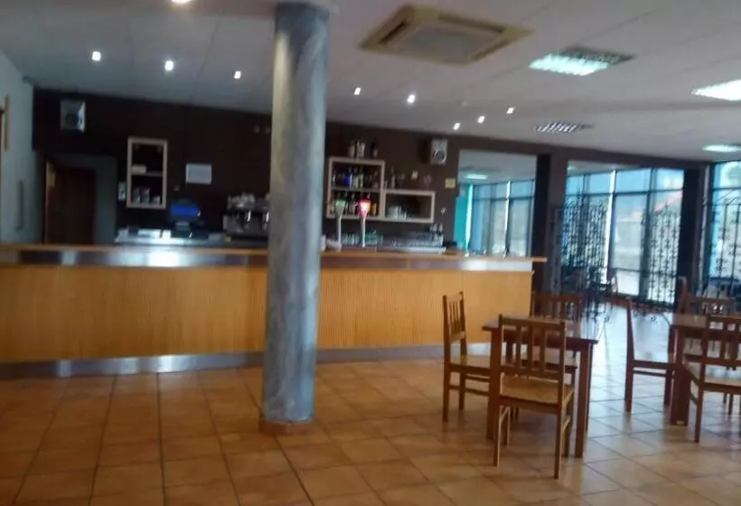 Hotelli Restaurante Comendador Añon De Moncayo