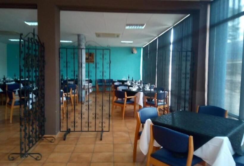 Hotelli Restaurante Comendador Añon De Moncayo