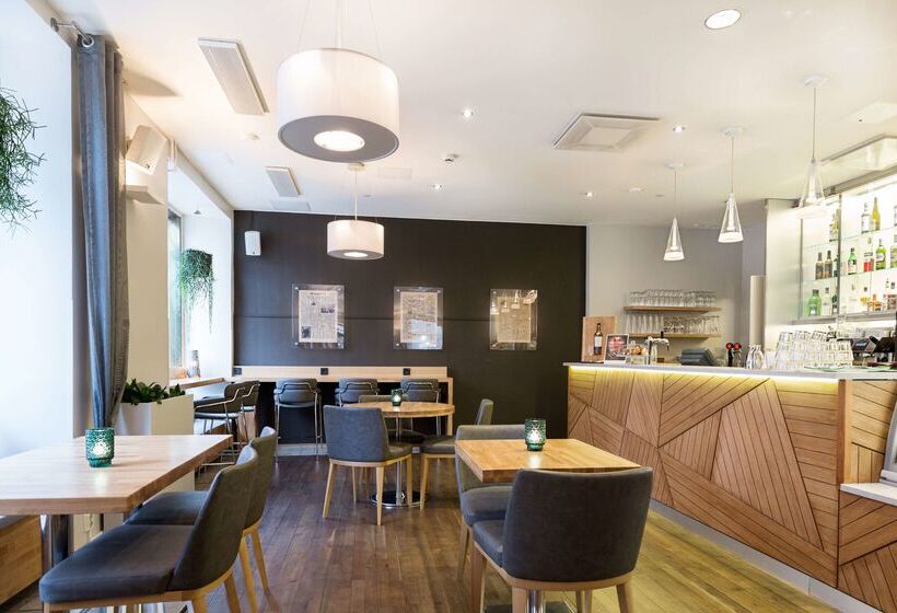 هتل Scandic Plaza Turku